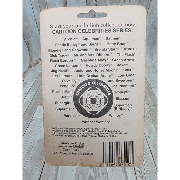 AMC 1987 Wonder Woman Bronze Medallion Coin Round Cartoon Celebrities - Picture 2 of 5